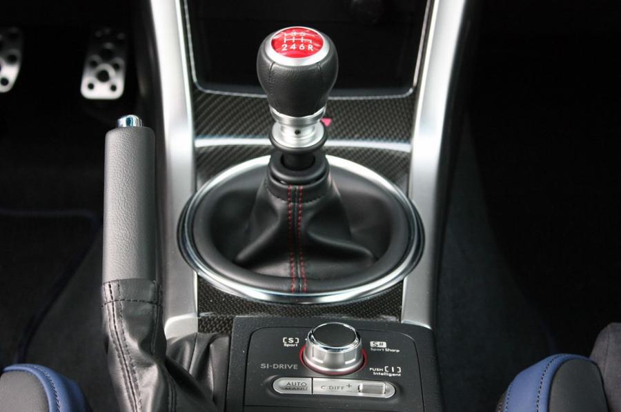  Subaru WRX STI 2014 года  (фото 84 из 93)